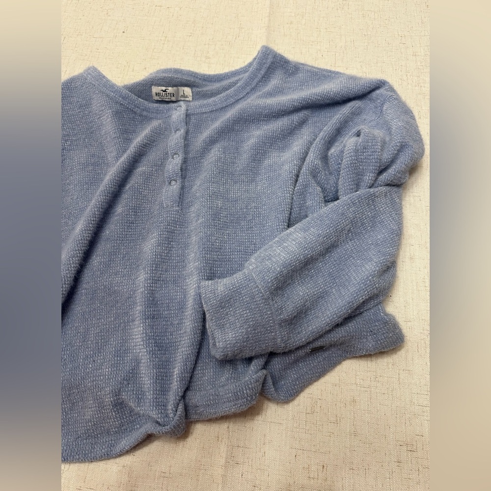 Hollister Light Blue Knit Top - Picture 9 of 11